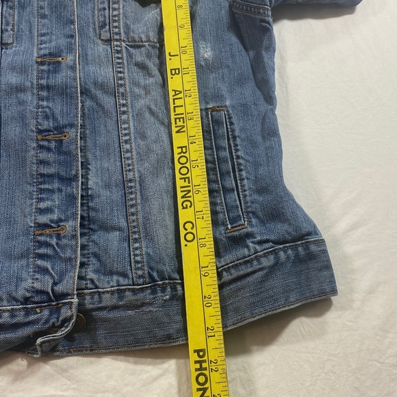 Denim jacket Medium Old Navy jean jacket - Picture 11 of 11